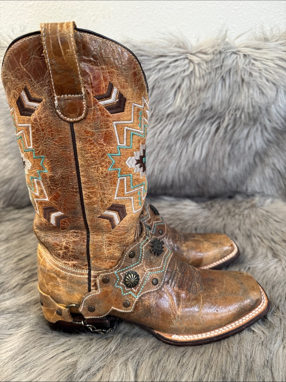 Roper Brown Western Boots with Turquoise and Cream Stitching Size 9